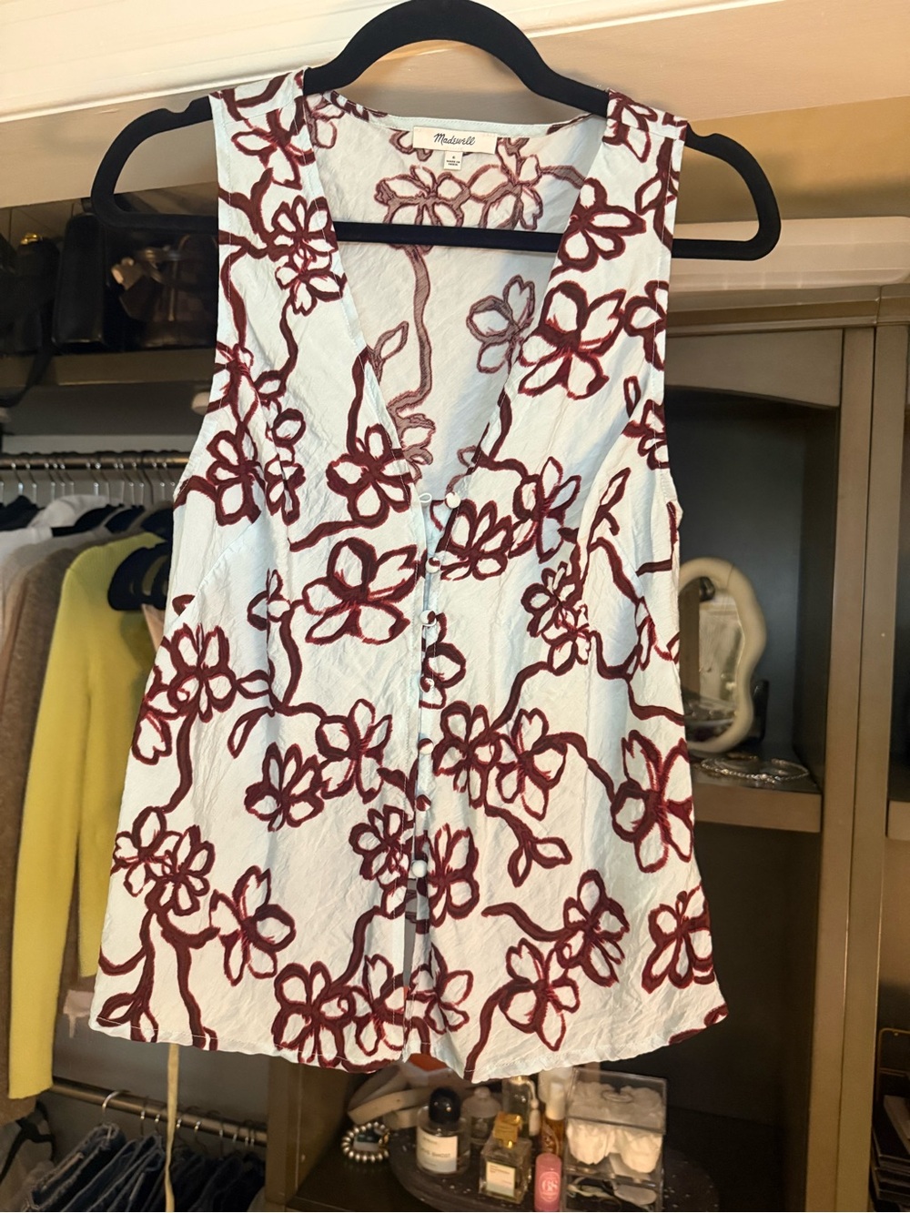 Madewell Floral Embroidered Sleeveless Top - White with Burgundy Flowers